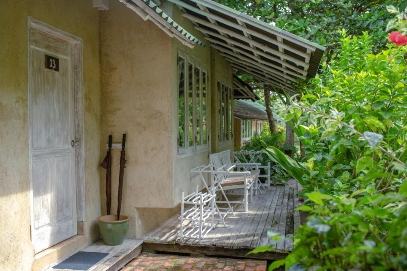 Trikora Beach Club And Resort Teluk Bakau Exterior photo